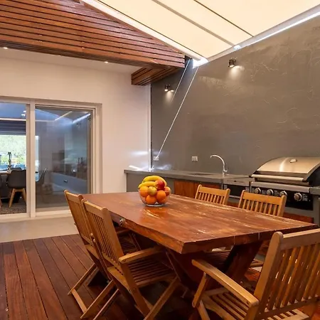 Villa Navarino Kiaton